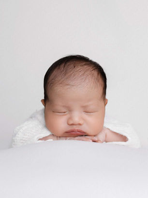 Is Newborn Photography Worth It? An Honest Answer.