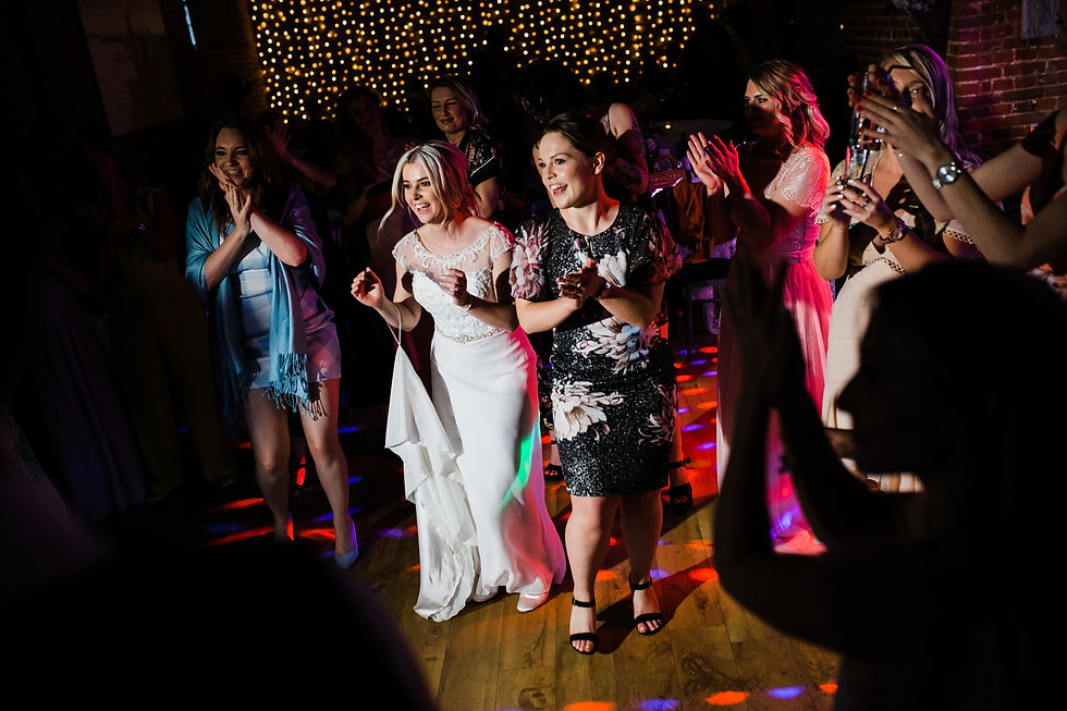 wedding party dancing