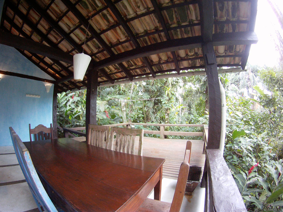 Mesa na varanda