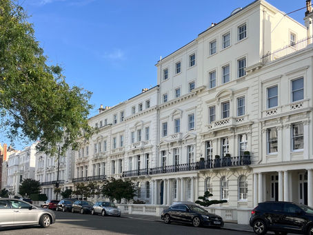 Notting Hill: A Guide to London's Most Picturesque Neighborhood