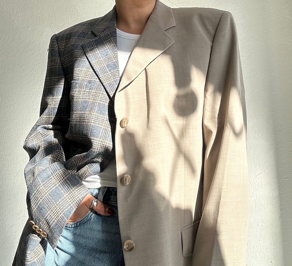 Miniaturbild: Stunning cappuccino and blue contrasted blazer