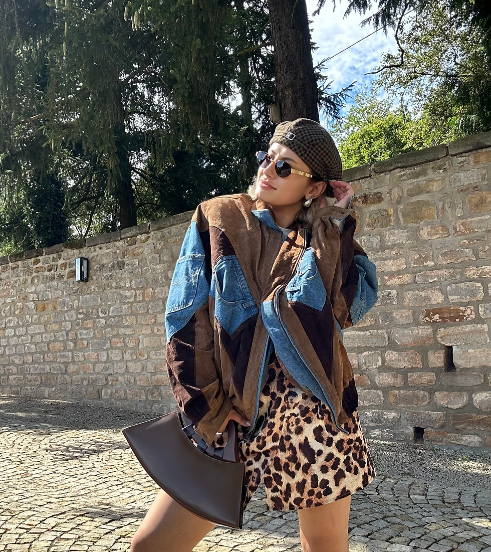 Miniaturbild: Stunning chocolate wild leather bomber