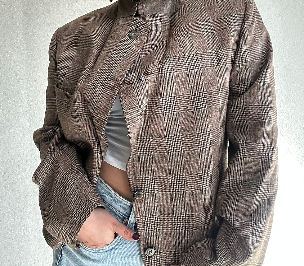 Thumbnail: Belted blazer