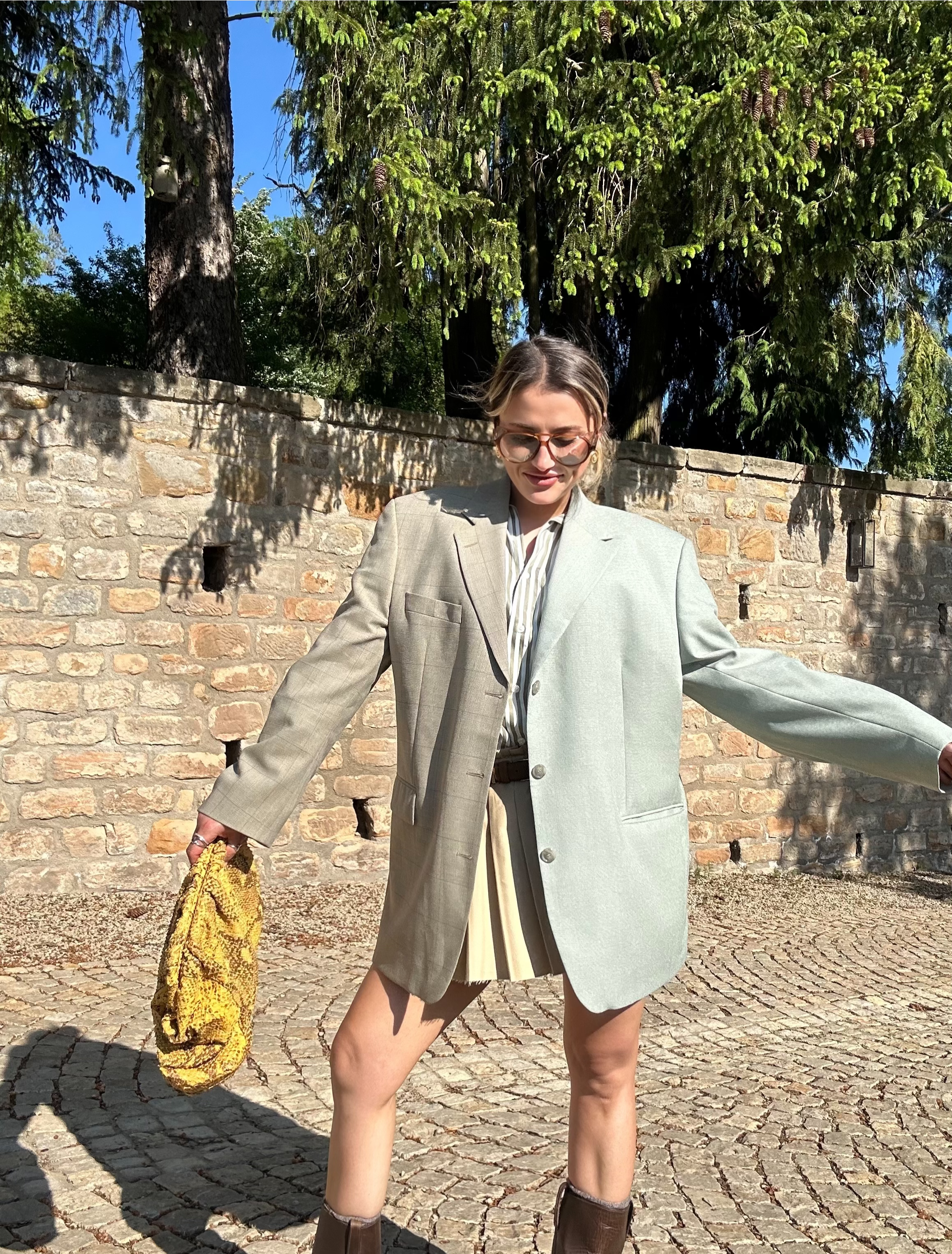 Beige and light green contrasted blazer