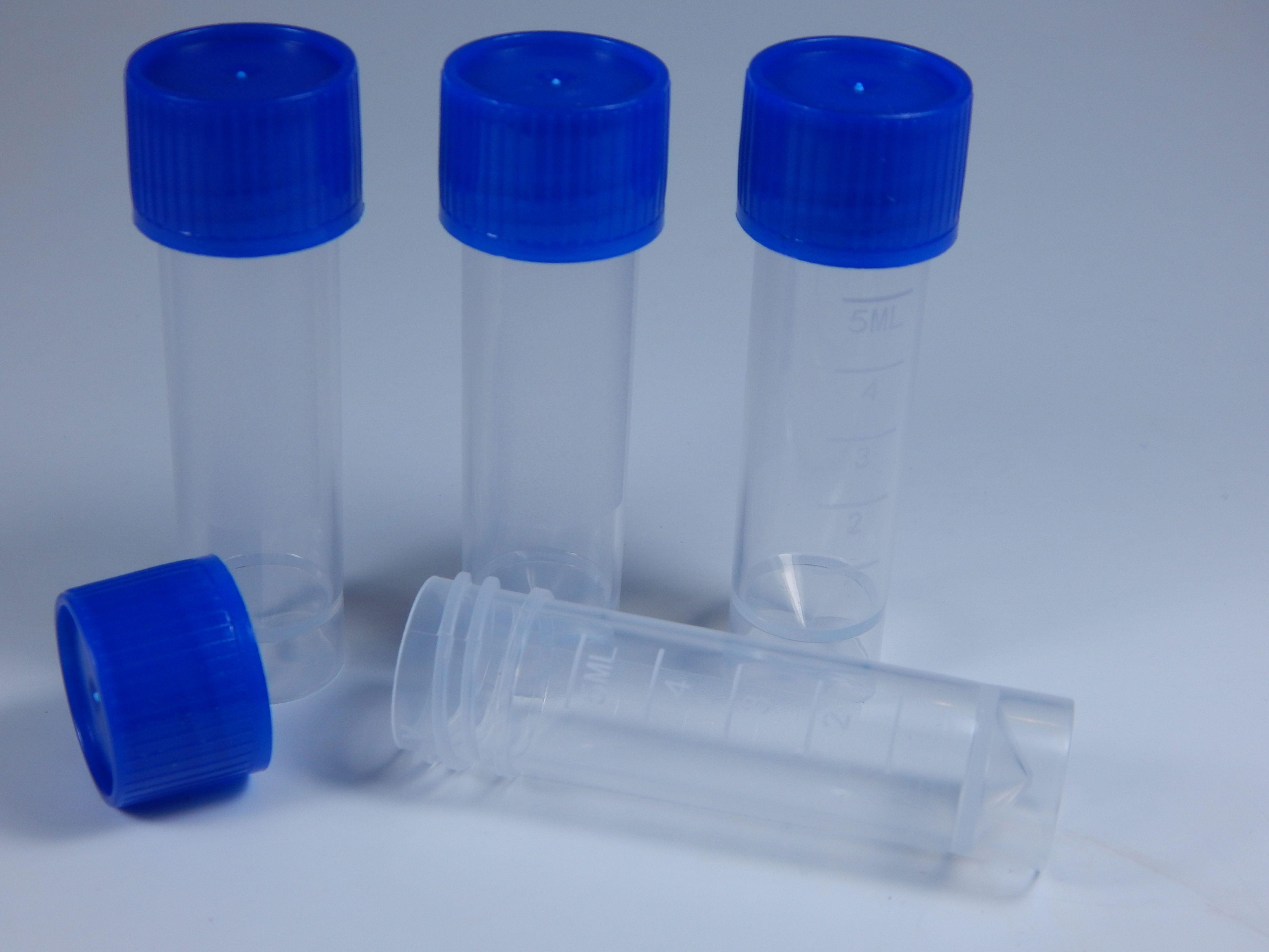 Plastic Vial - 5ml - Screw on Cap