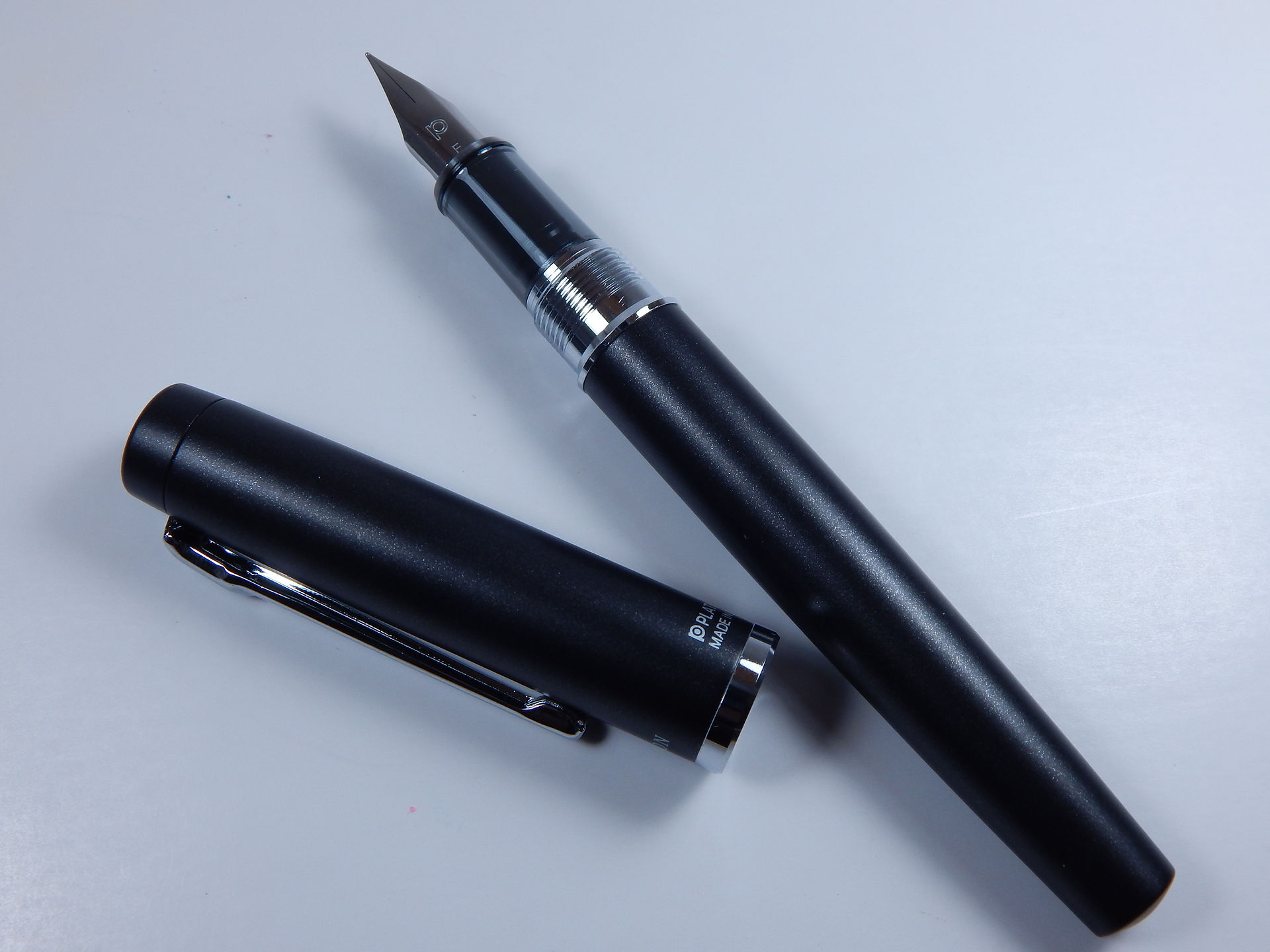 Platinum Procyon Fountain Pen Review  Black 