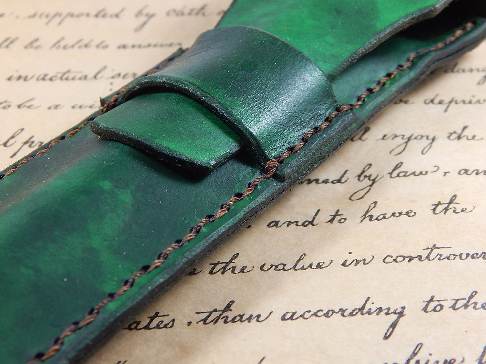 Thumbnail: Handcrafted Leather Pen Pouch / Pen Case - Kelly Green