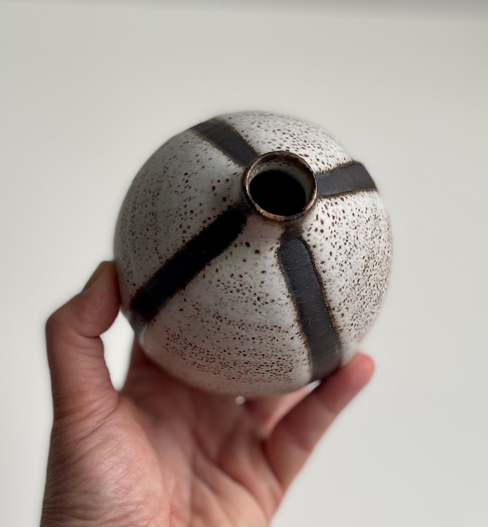 Thumbnail: Vase 2