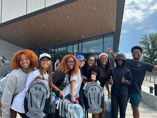 At Boys & Girls Clubs of Metro Baltimore, we believe that every young person deserves to know their community believes in them. This summer, that message came to life as we welcomed Under Armour's 2026 Rookie class to the Baltimore Ravens Boys & Girls Club for a morning of service, connection, and purpose.