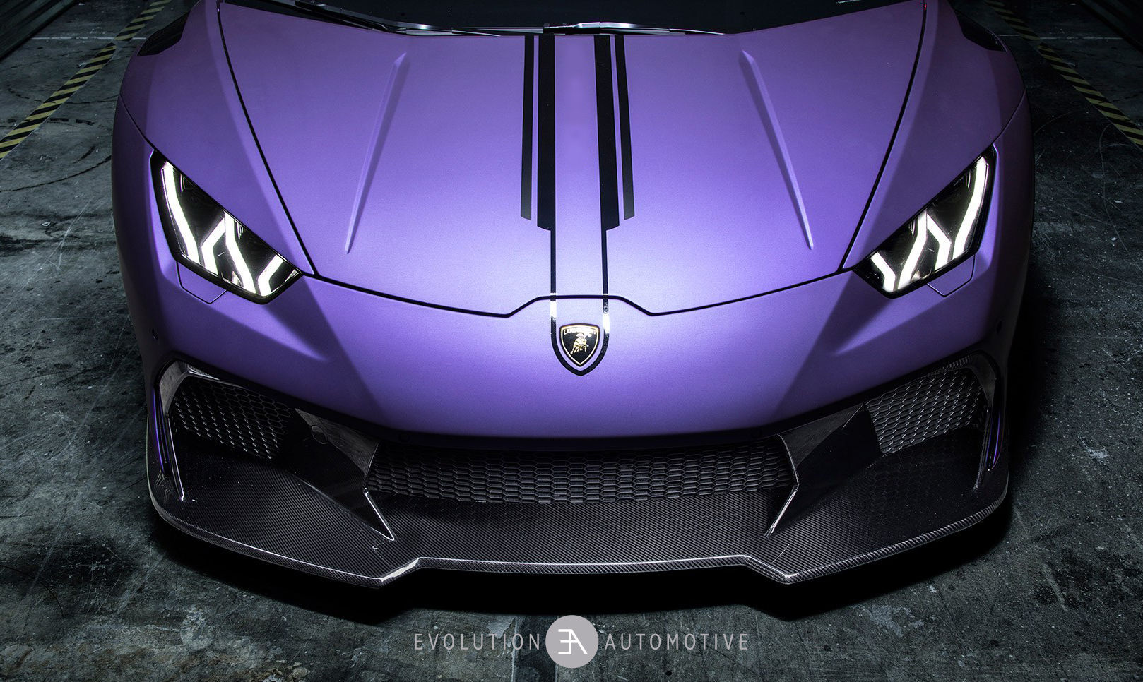 Huracan Nero Carbon Front Bumper and Spoiler