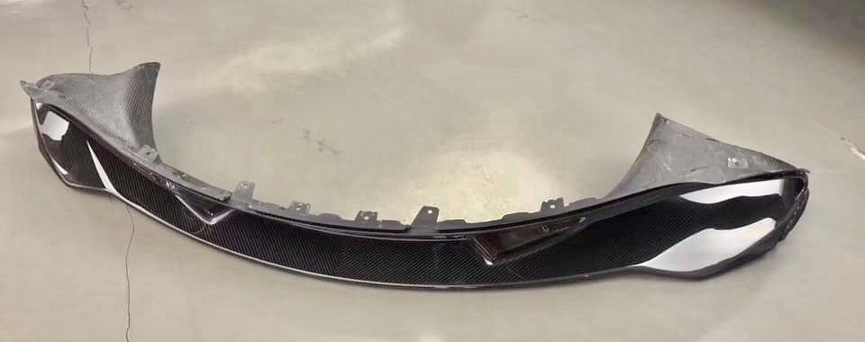 Thumbnail: Front splitter with left and right air vents