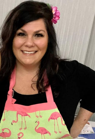 2022 Woman of Distinction Awarded