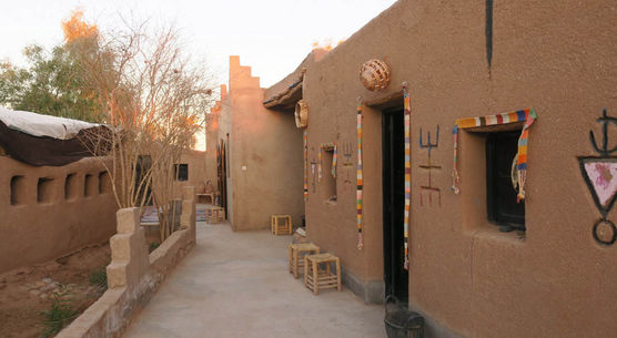 hotel bivouac desert maroc