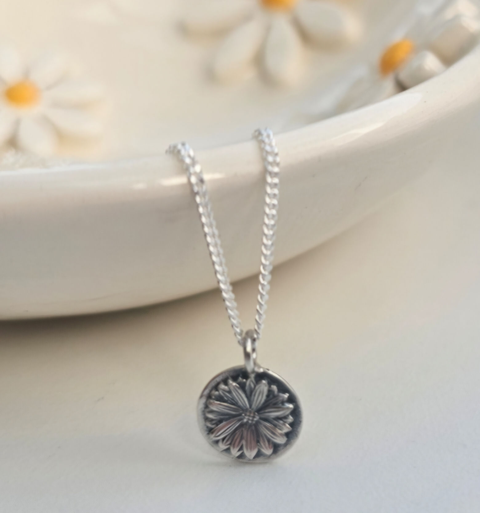 Daisy Drop Necklace