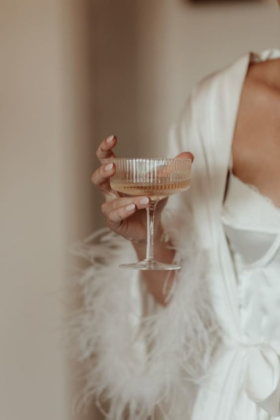 WHITE FRIDAY am 14.11.2025