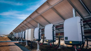 String Inverters vs Microinverters: Which One’s Right for You?