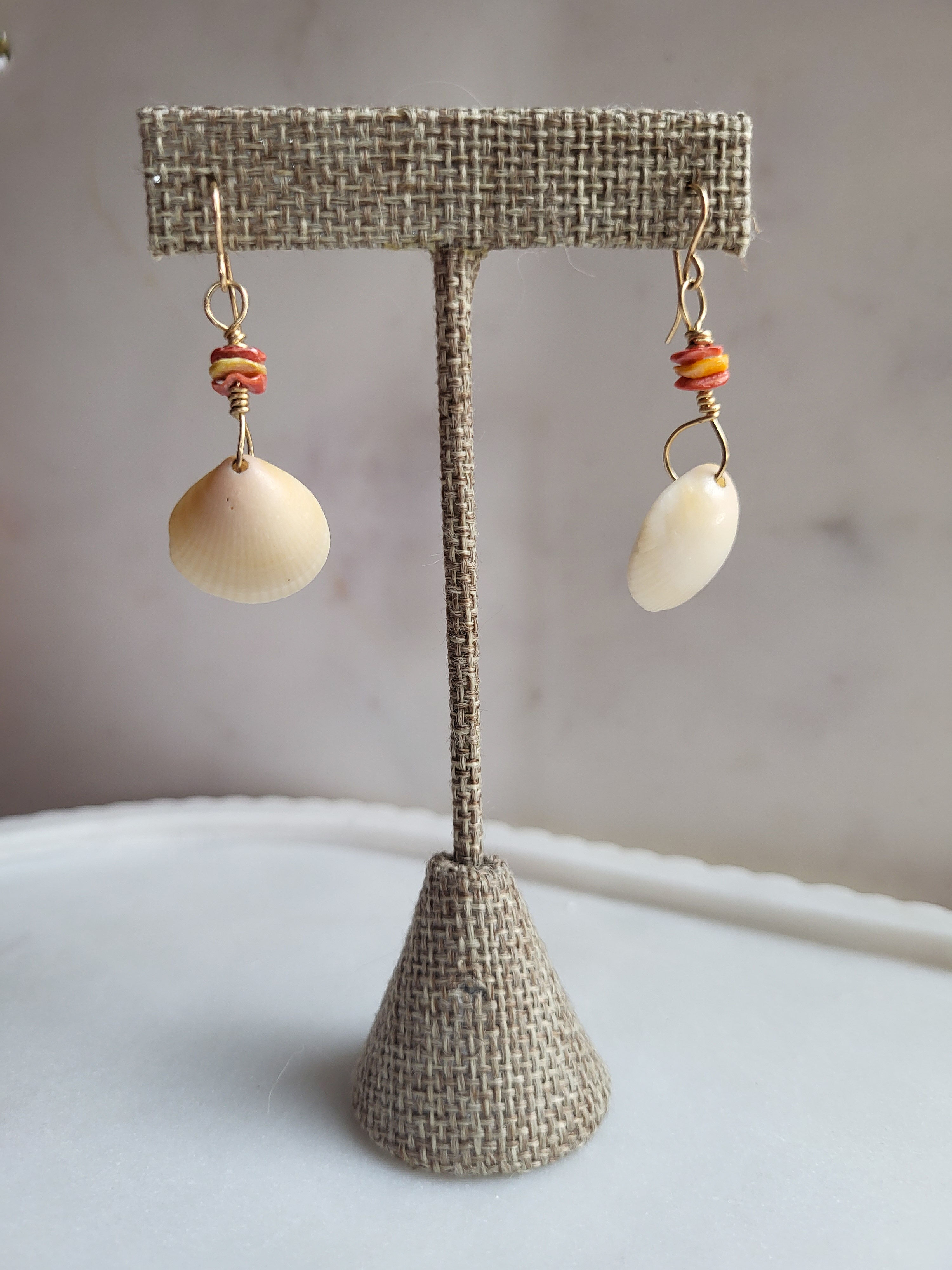 Gold seashell and scallop chip dangle earrings