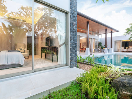 Sliding Doors vs. Bifold Doors:Which Types Is Suitable for Your Home?