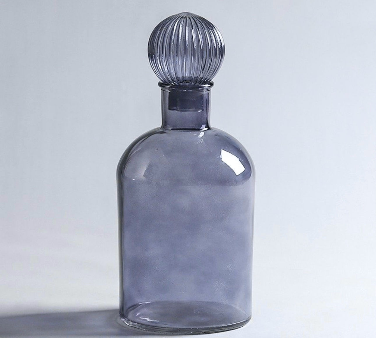 Стеклянная ваза-графин ELCHE