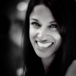 Rowena Samarainhe