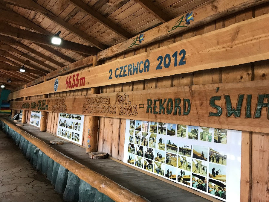 fotografia najdĆuĆŒszej deski na Ćwiecie, 46,53 metra