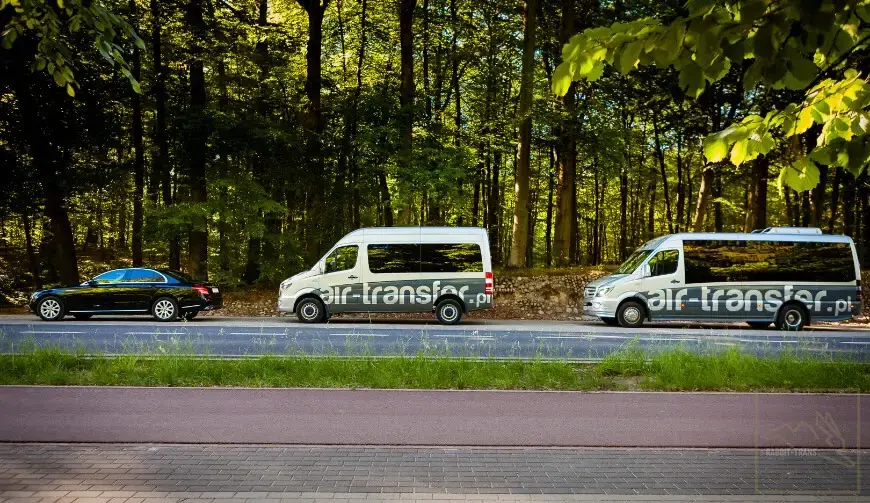 Busy z Lęborka na Lotnisko