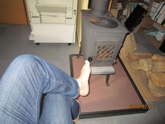 事務所へ薪ストーブが来てから