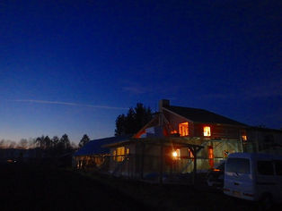  ｶﾞﾗｽ窓は自然のｽｸﾘｰﾝ