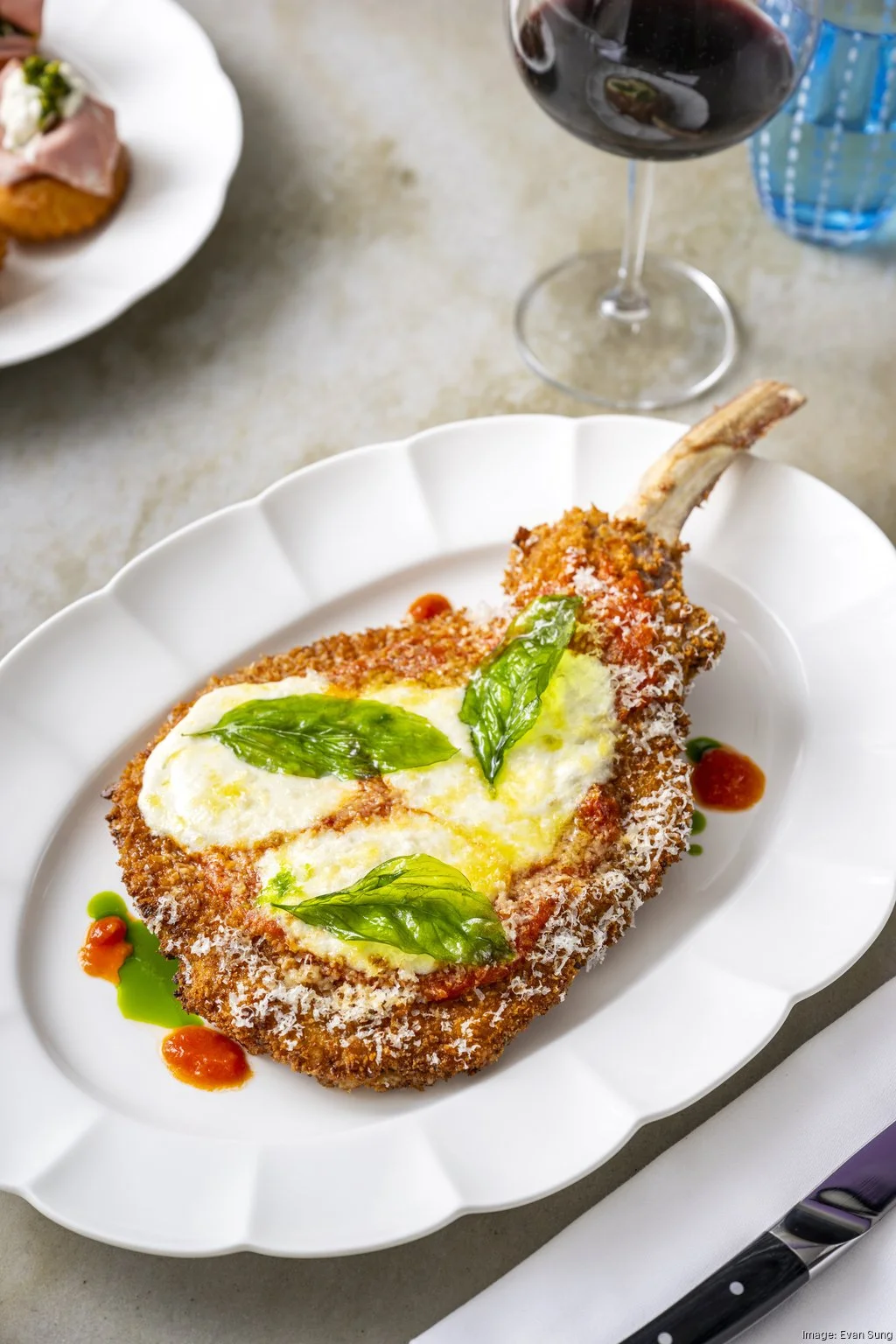 The Fontainebleau Miami Beach introduces Mirabella, a menu by Michelin-starred Chef Michael White