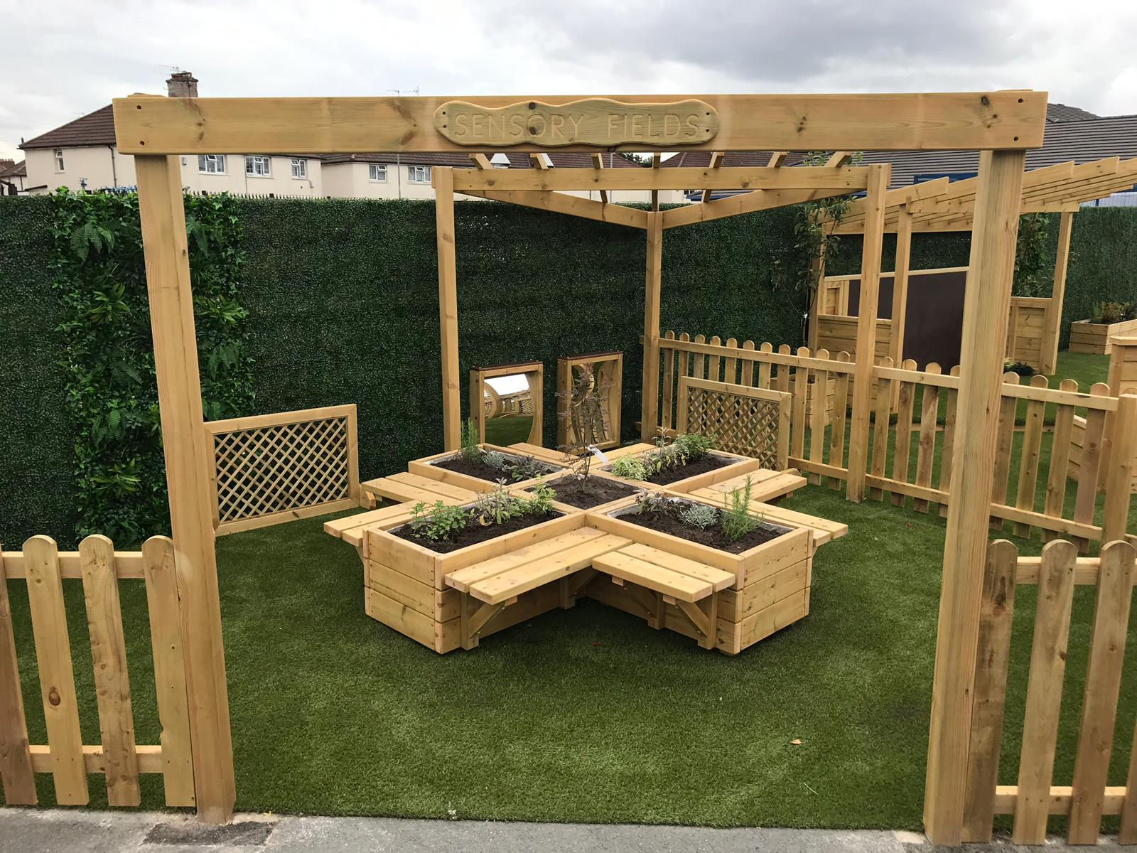 Cross Sensory Planter with Seating