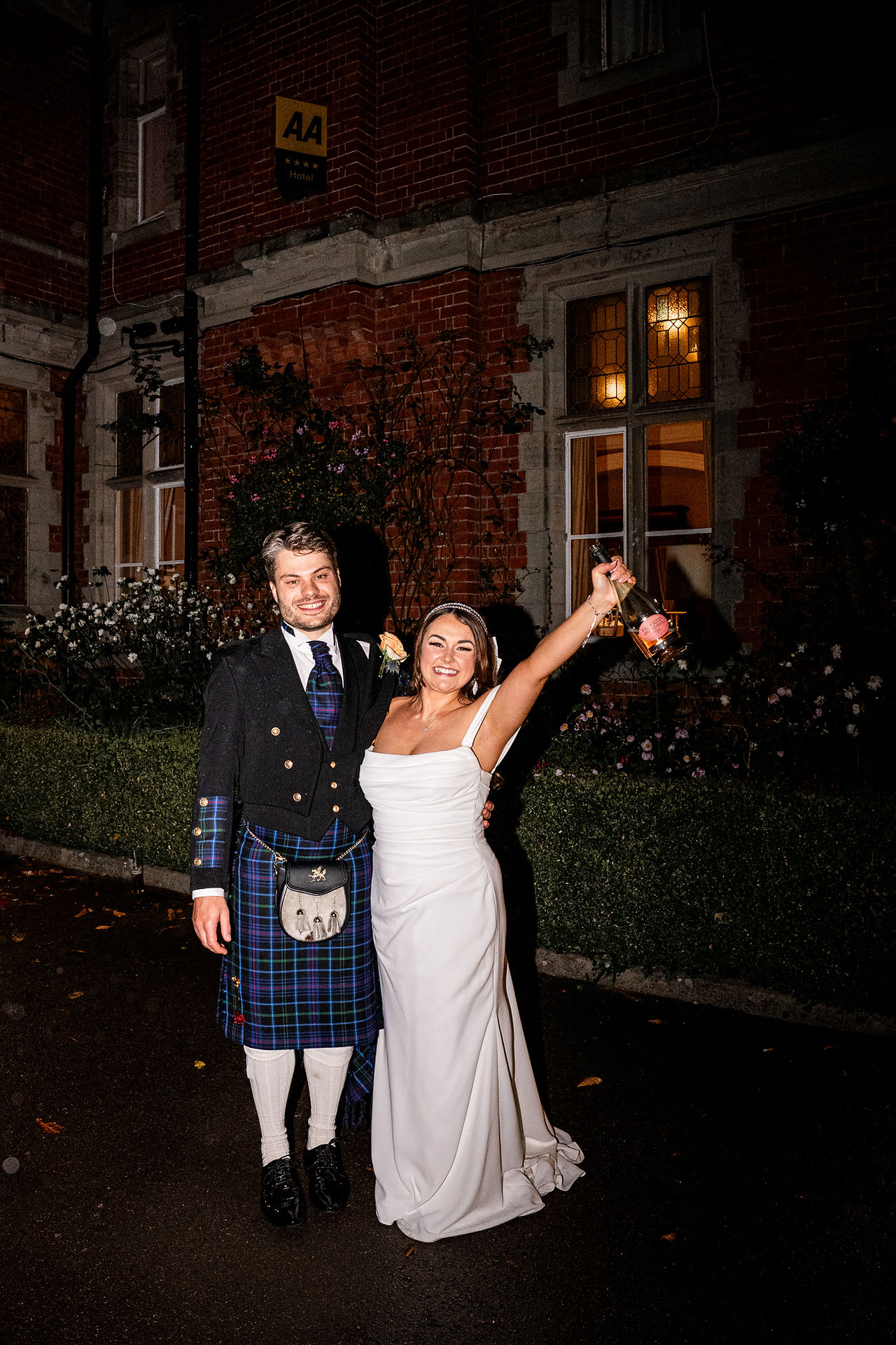 South Wales Wedding Photography at Coed y Mwstwr by a South Wales Wedding Photographer
