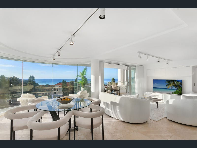 Residential smart lighting done right – efficient retrofit solution keeping design clean and performance high.