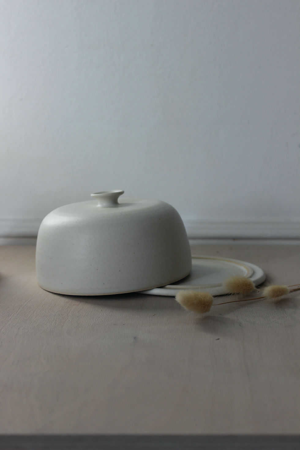 Thumbnail: Butter Dish in Oatmeal