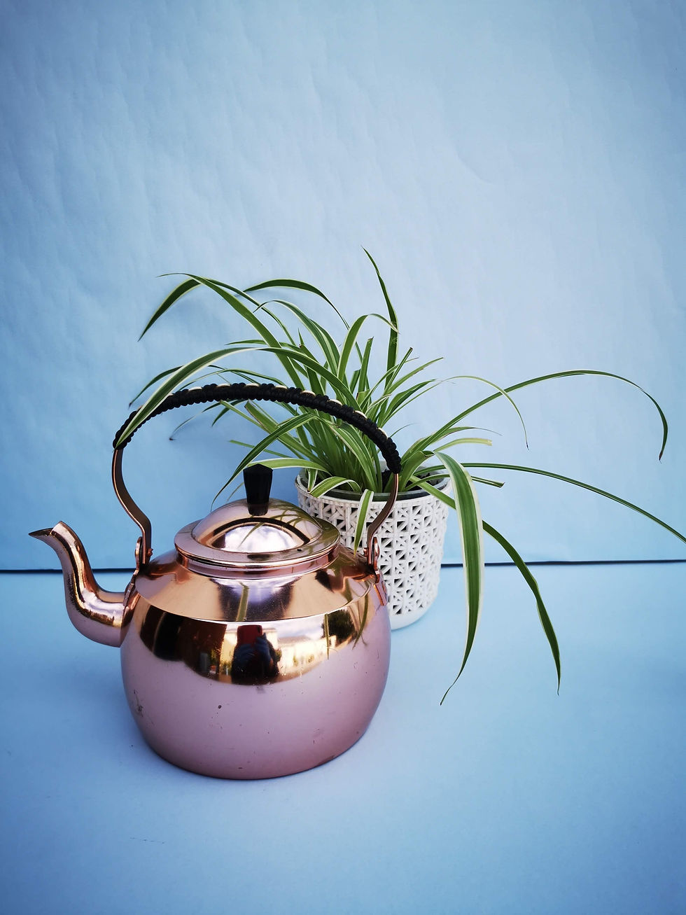 Thumbnail: Vintage Norwegian Triangle  Coppertone Kettle