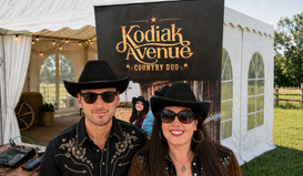 Live country singer performing modern Nashville favourites