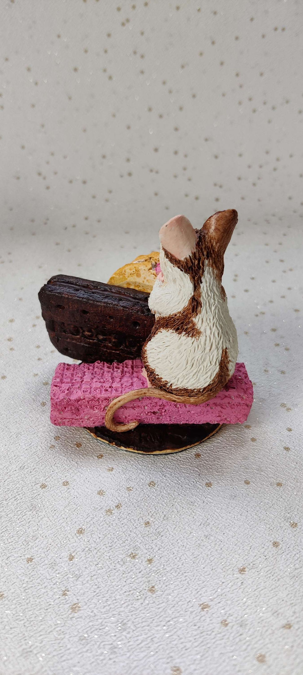 Thumbnail: Gari Baldi the afternoon tea leaf