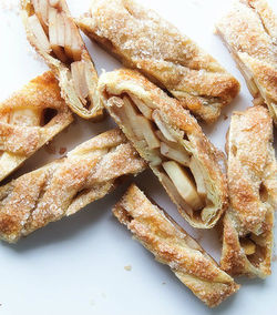 30-Minute Apple Strudel