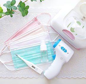 マスクと体温計