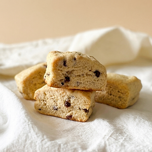 Chocolate chip scones (6 pcs)