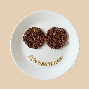 Chocolate granola round (10 pcs)