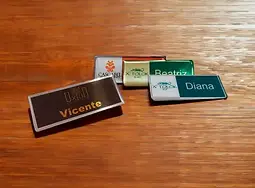 GAFETES METALICOS.webp