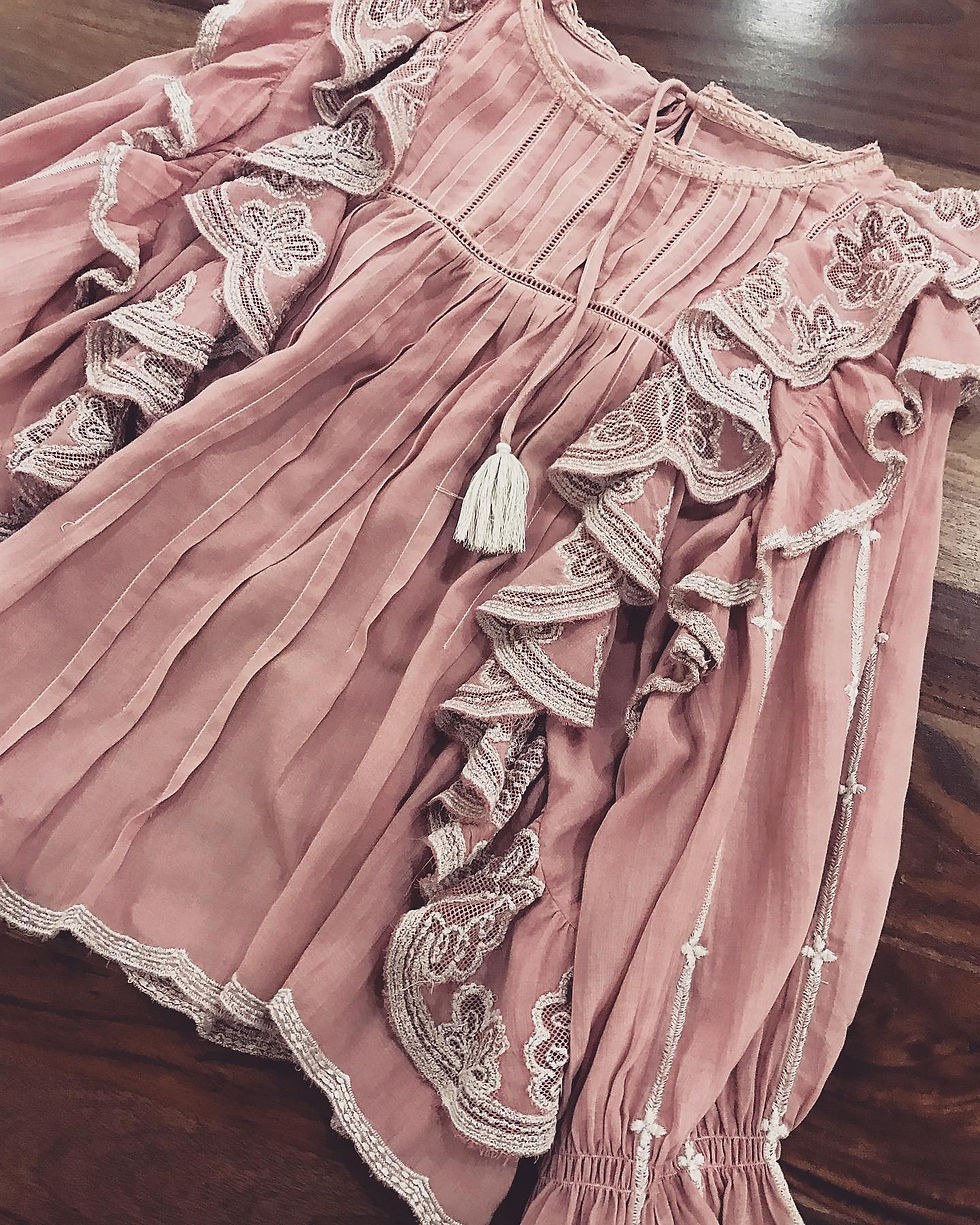 Thumbnail: Pretty-feminine timeless vintage blouson