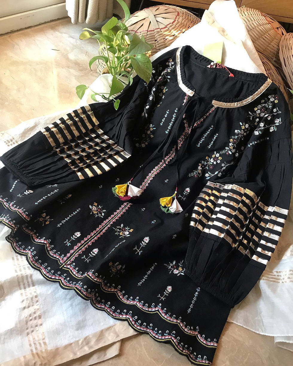 Thumbnail: Gauri boho top style