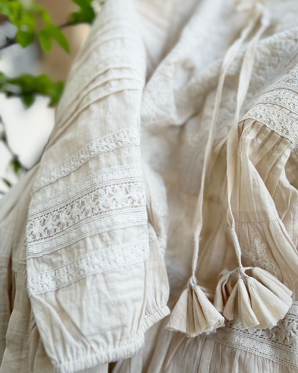 Thumbnail: Abigaile Vintage blouse