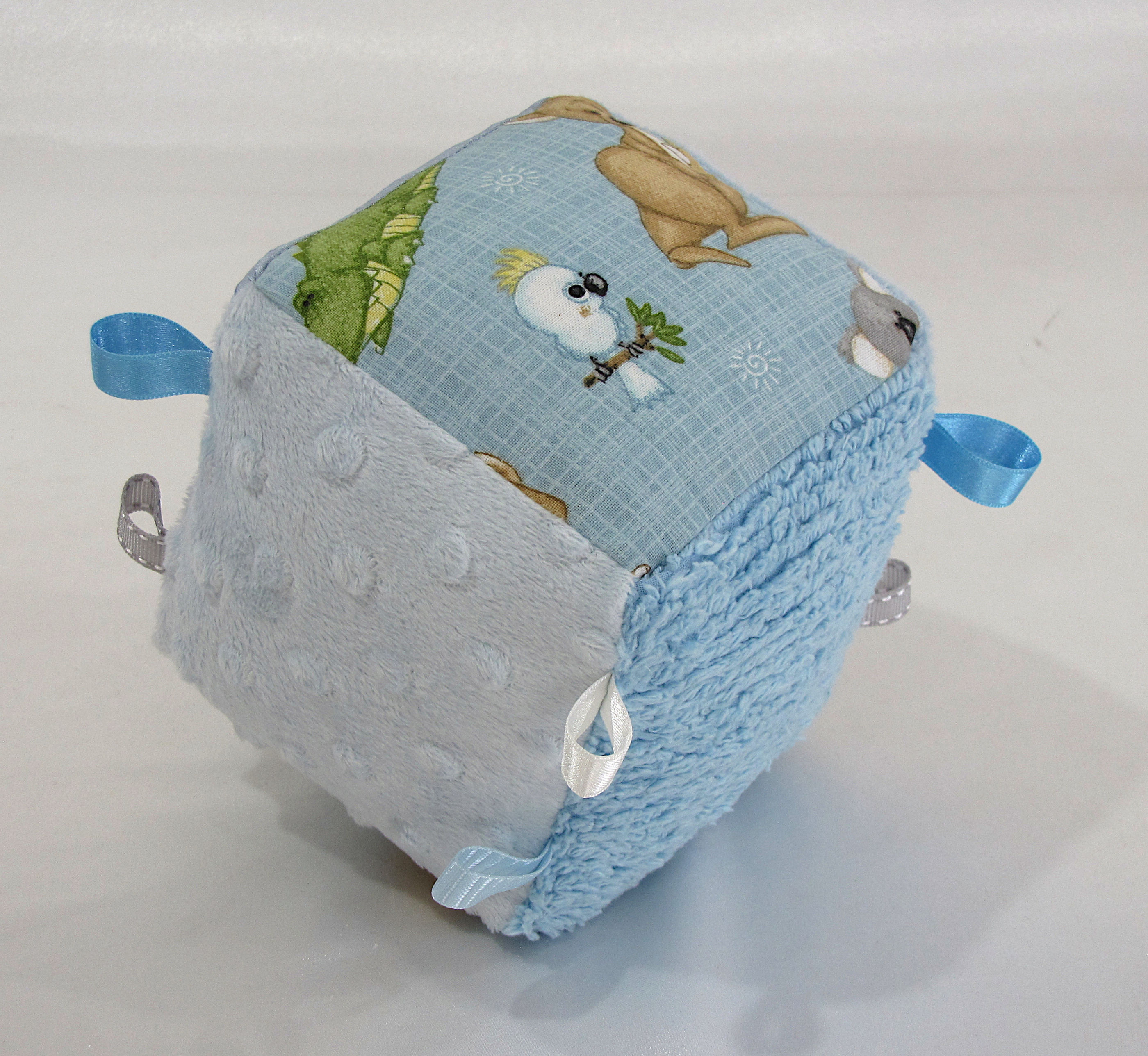 Baby Sensory Cube - Aussie Animals