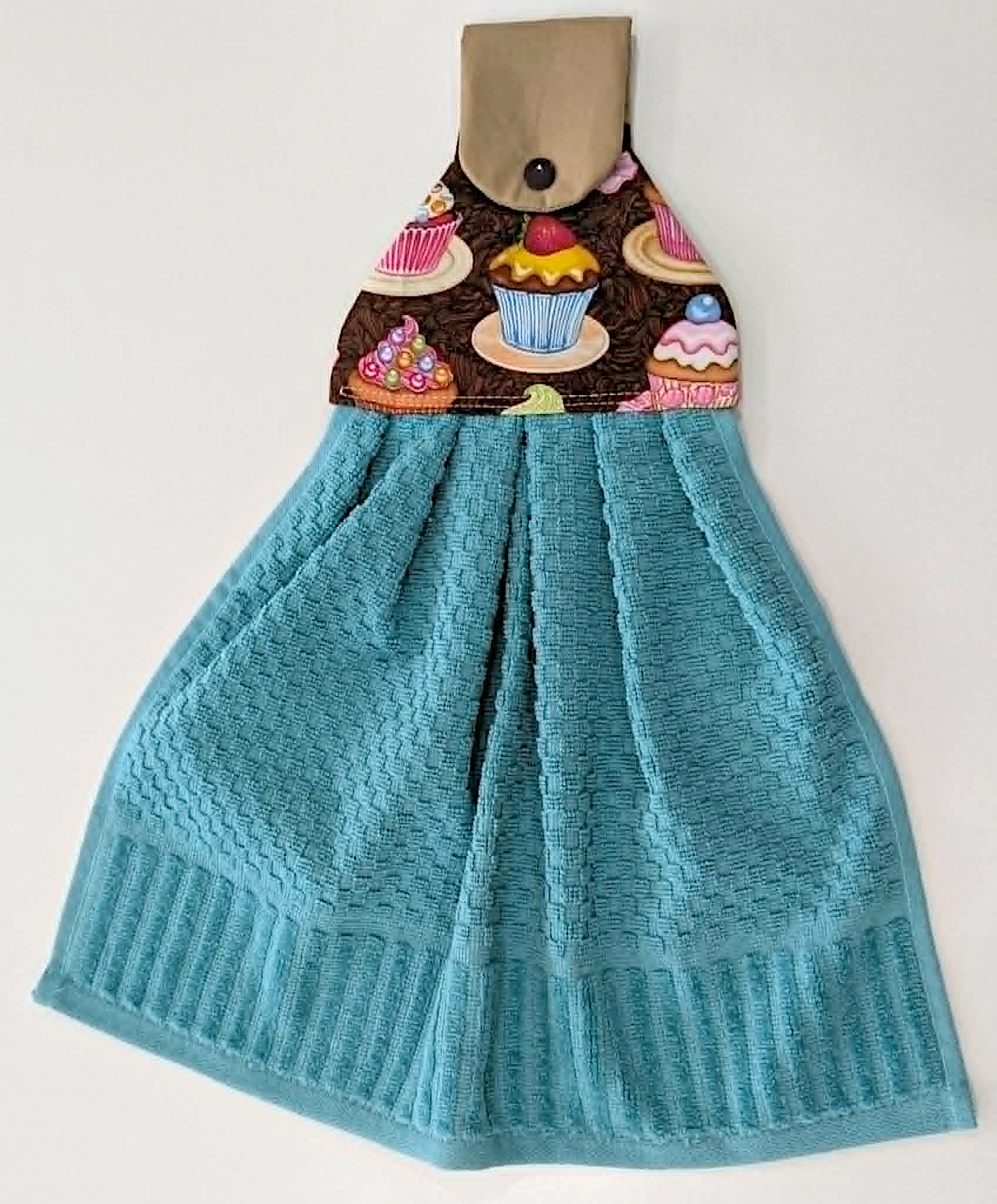 Cupcakes Hanging Towel