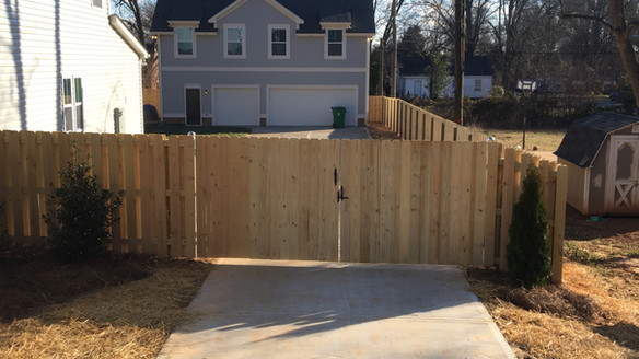 Charlotte Fencing | Backyard Fence & Specialties