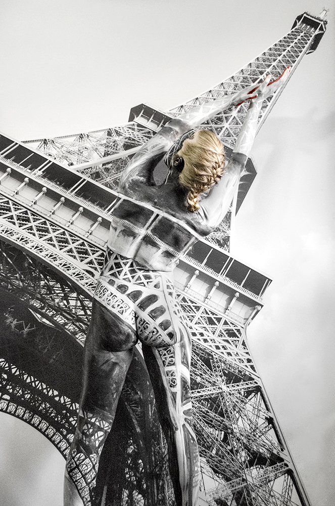 Bodypaintography: 'Eiffel Tower'