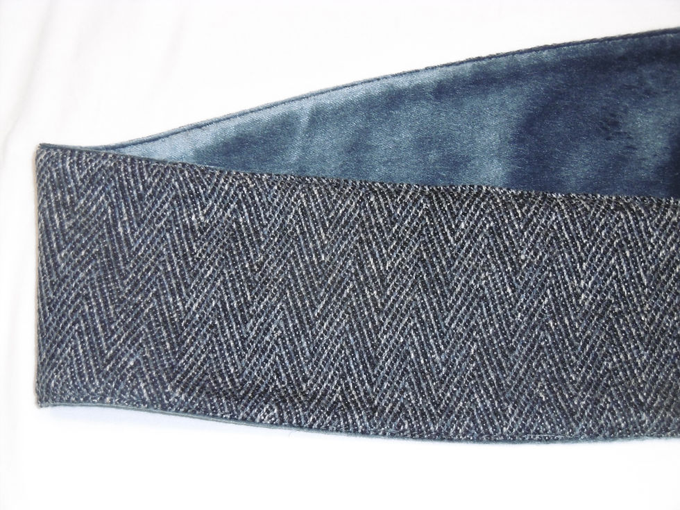 Thumbnail: Herringbone / velvet belt