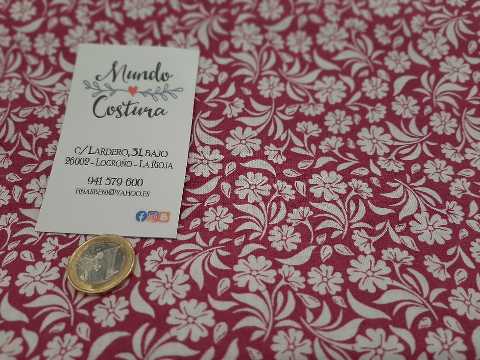Miniatura: Popelín estampado "flores blancas"